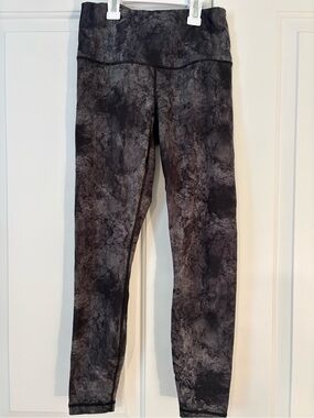 Dark Marble Print Leggings - Black and Gray Fitness Workout Yoga Pilates